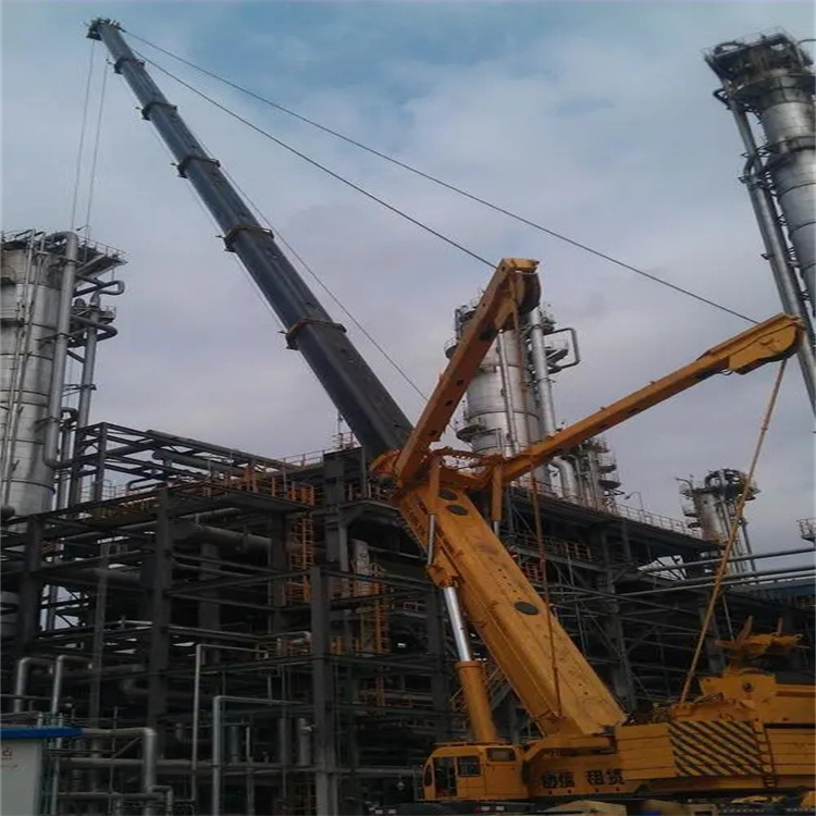 下陆吊板房的吊车